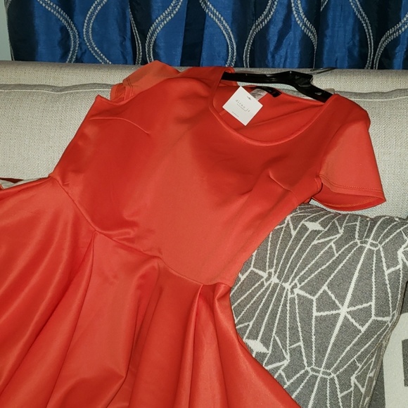 divnoje Hi-Lo Blouse-3X - Picture 2 of 8